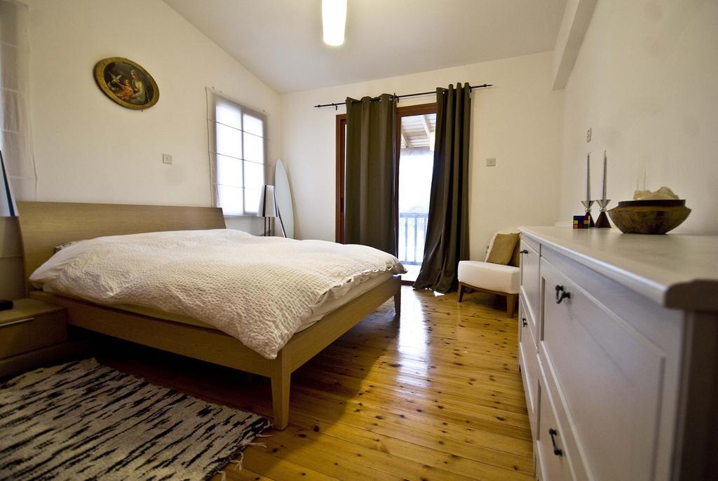Lania Royal Oak House By Trulycyprus Villa Rom bilde